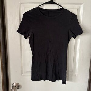 lululemon athletica Black Short Sleeve Crewneck Tee